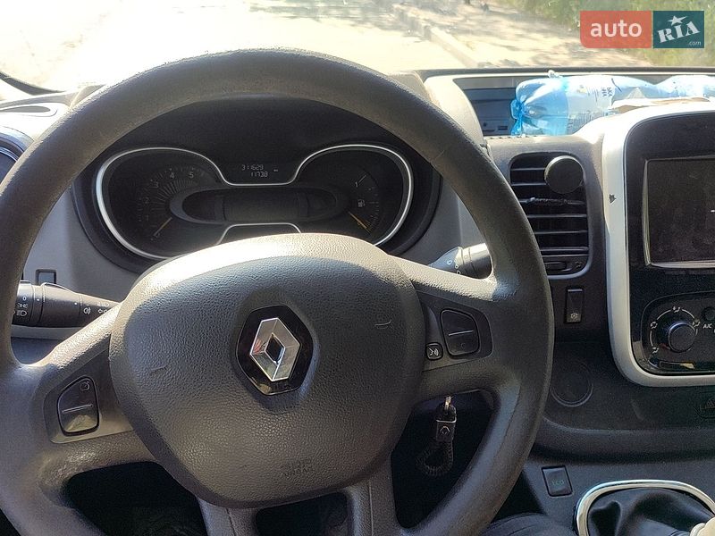 Грузовой фургон Renault Trafic 2016 в Одессе