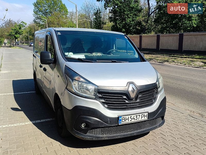 Грузовой фургон Renault Trafic 2016 в Одессе