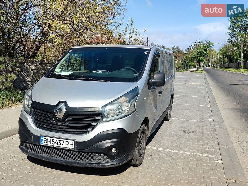 Грузовой фургон Renault Trafic 2016 в Одессе