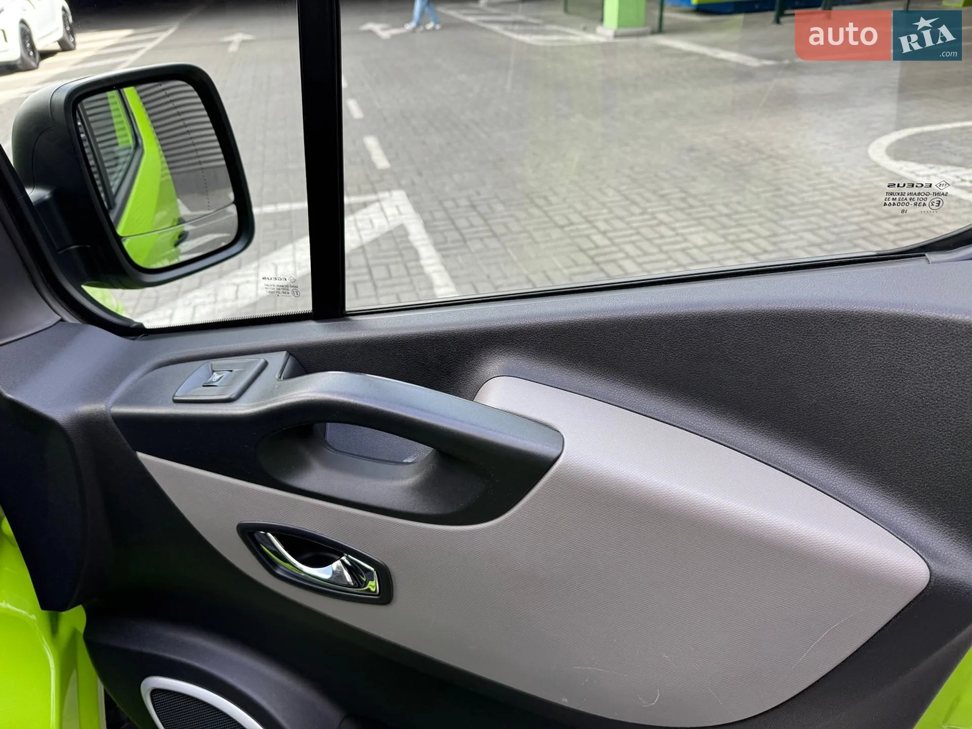 2018 Renault Trafic - мініатюра 11