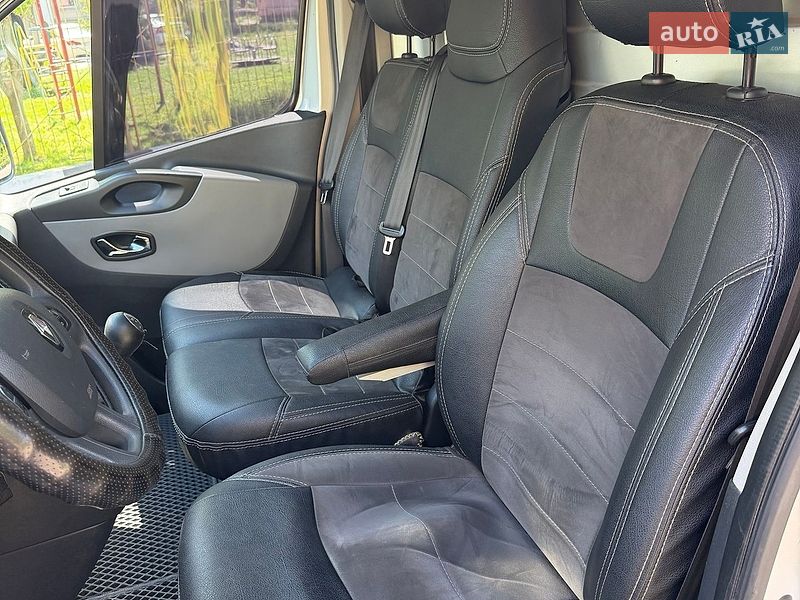 Грузовой фургон Renault Trafic 2016 в Харькове