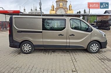 Грузопассажирский фургон Renault Trafic 2016 в Снятине