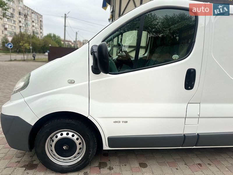 Вантажний фургон Renault Trafic 2014 в Рівному