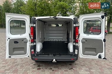 Вантажний фургон Renault Trafic 2014 в Рівному
