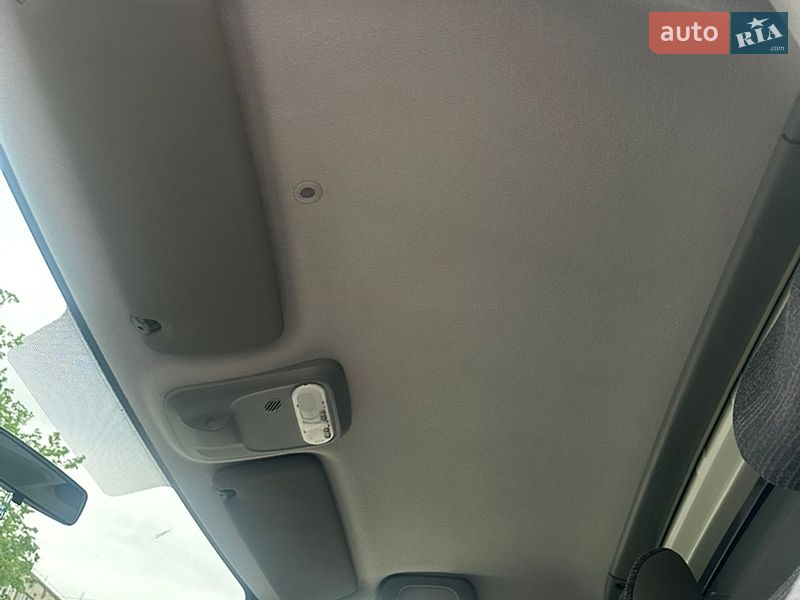 Вантажний фургон Renault Trafic 2014 в Рівному