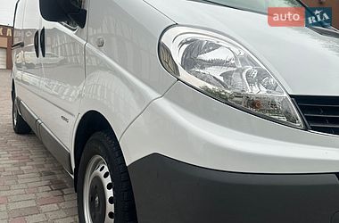 Вантажний фургон Renault Trafic 2014 в Рівному