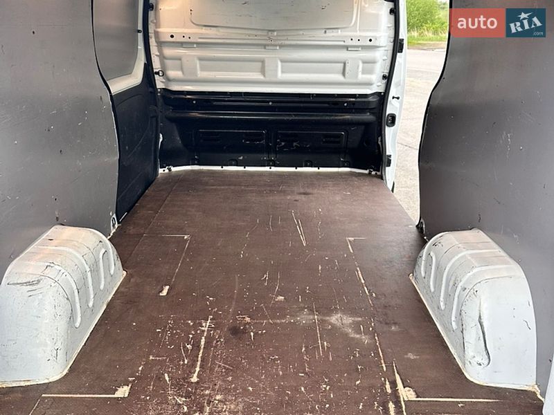 Вантажний фургон Renault Trafic 2019 в Івано-Франківську