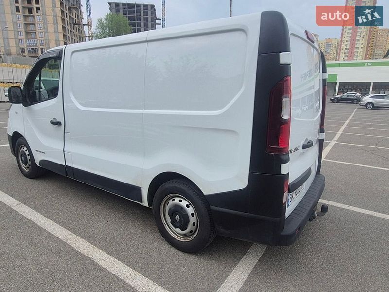 Грузовой фургон Renault Trafic 2017 в Киеве