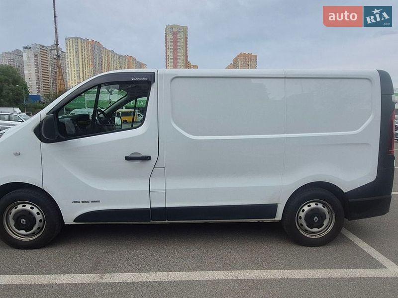 Грузовой фургон Renault Trafic 2017 в Киеве