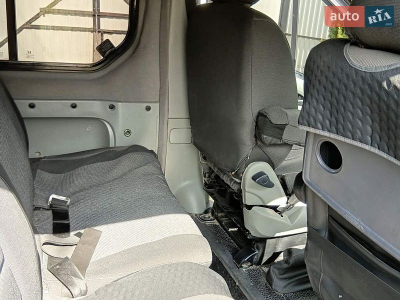 Минивэн Renault Trafic 2005 в Белогорье