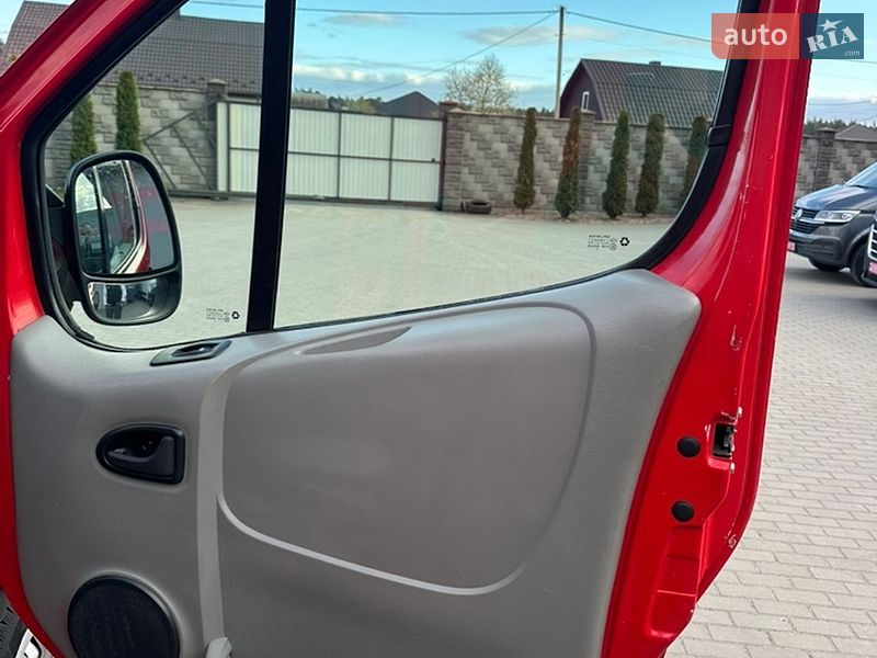 Грузовой фургон Renault Trafic 2013 в Луцке