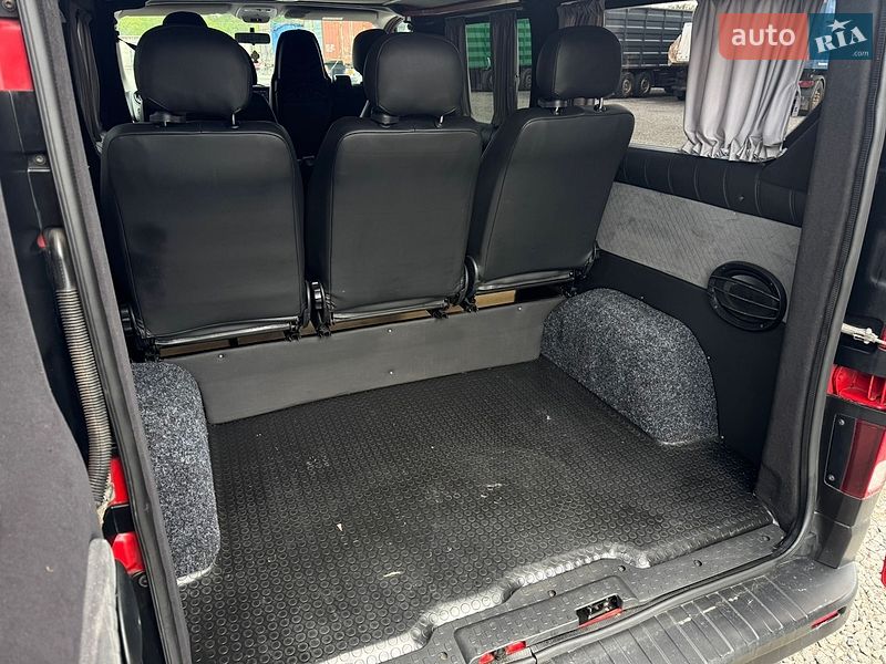 Мінівен Renault Trafic 2016 в Умані
