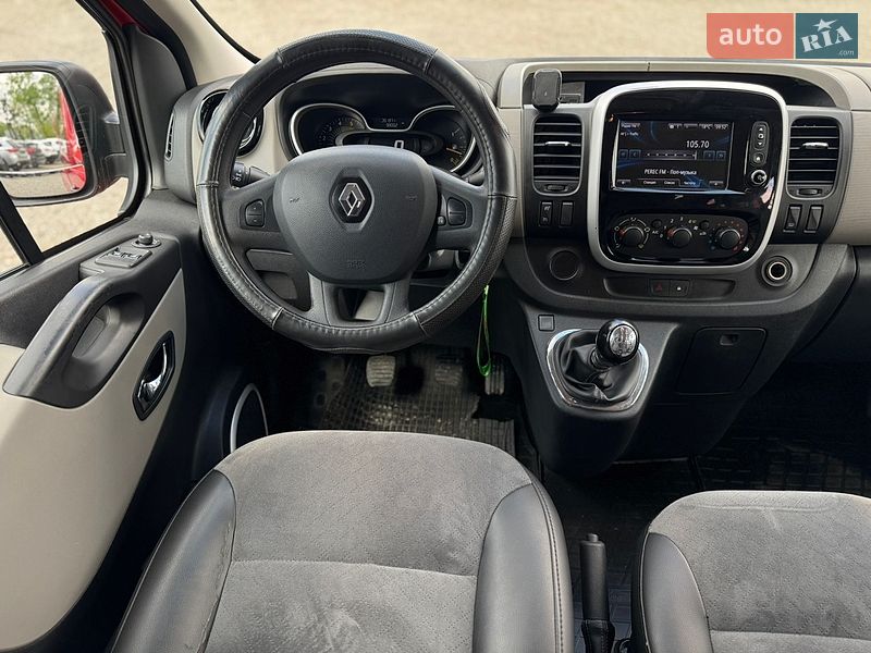 Мінівен Renault Trafic 2016 в Умані