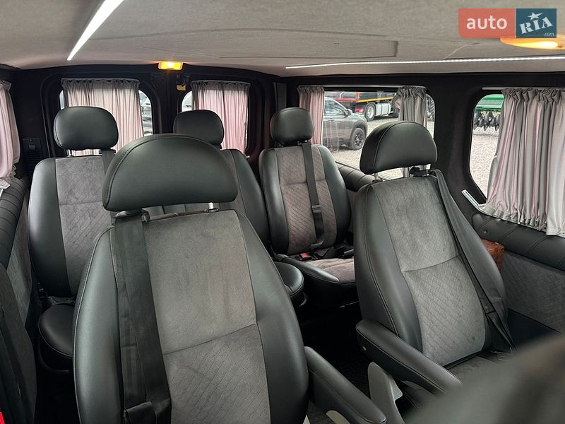 Мінівен Renault Trafic 2016 в Умані