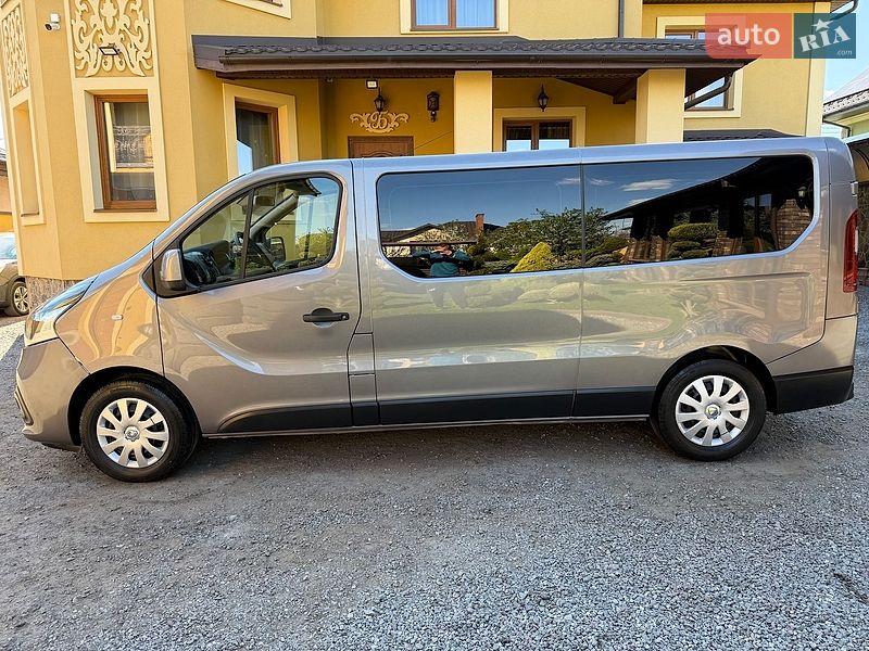 Мінівен Renault Trafic 2017 в Львові