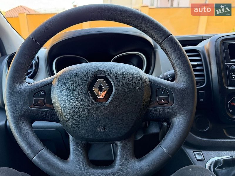 Мінівен Renault Trafic 2017 в Львові