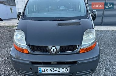 Вантажний фургон Renault Trafic 2006 в Жмеринці