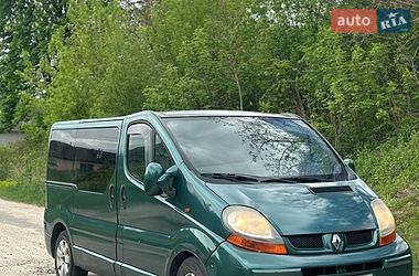 Мінівен Renault Trafic 2005 в Шумську