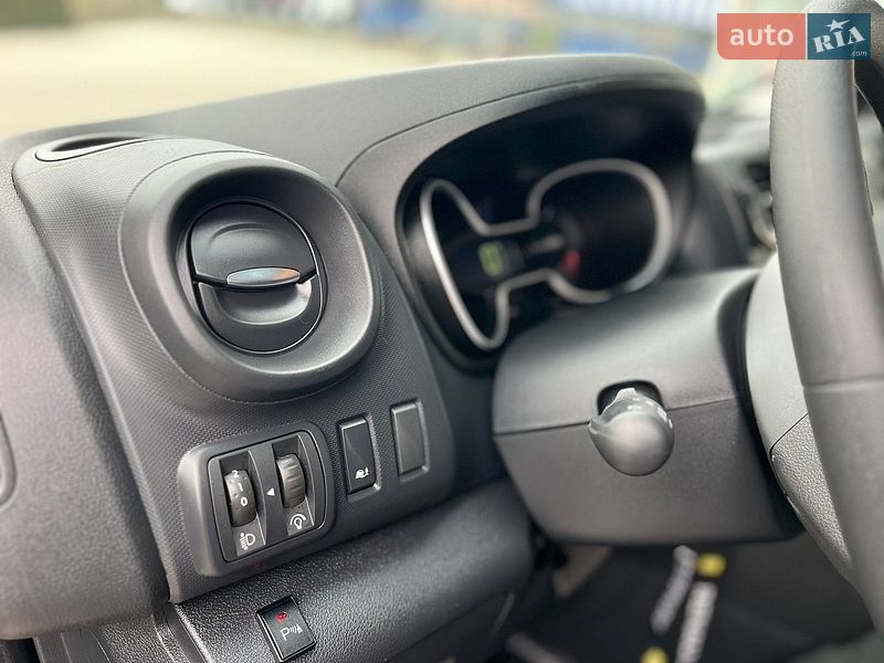 Минивэн Renault Trafic 2020 в Черновцах