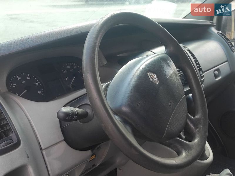 Грузовой фургон Renault Trafic 2007 в Тернополе