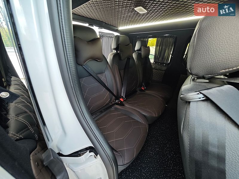 Минивэн Renault Trafic 2022 в Дубно