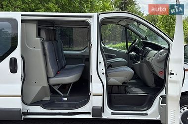 Вантажопасажирський фургон Renault Trafic 2005 в Миргороді