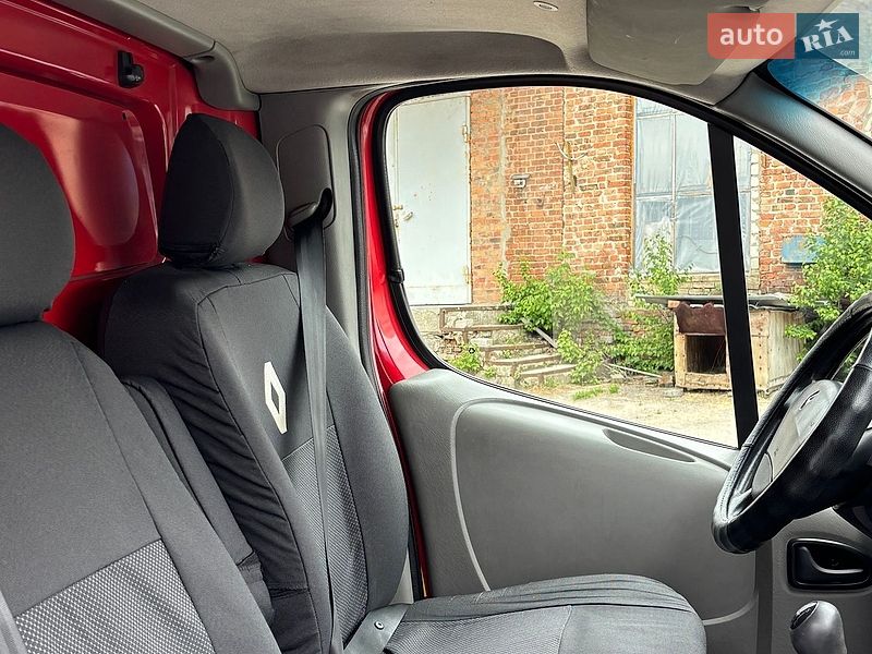 Вантажний фургон Renault Trafic 2014 в Харкові