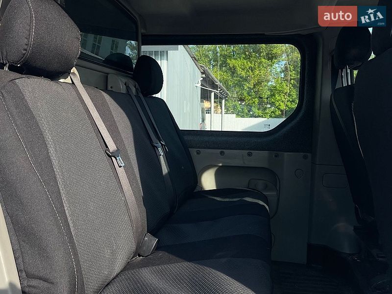 Вантажопасажирський фургон Renault Trafic 2012 в Вінниці