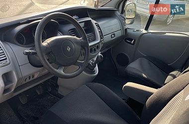 Вантажопасажирський фургон Renault Trafic 2012 в Вінниці