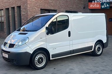 Вантажний фургон Renault Trafic 2013 в Рівному