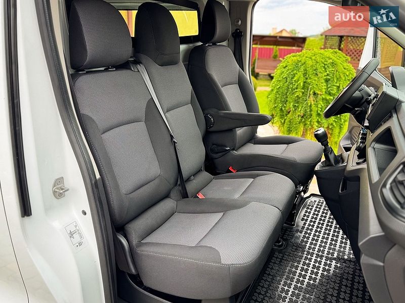 Вантажний фургон Renault Trafic 2023 в Дрогобичі