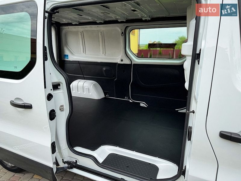Вантажний фургон Renault Trafic 2023 в Дрогобичі