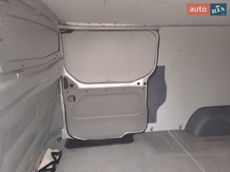 Грузовой фургон Renault Trafic 2014 в Решетиловке