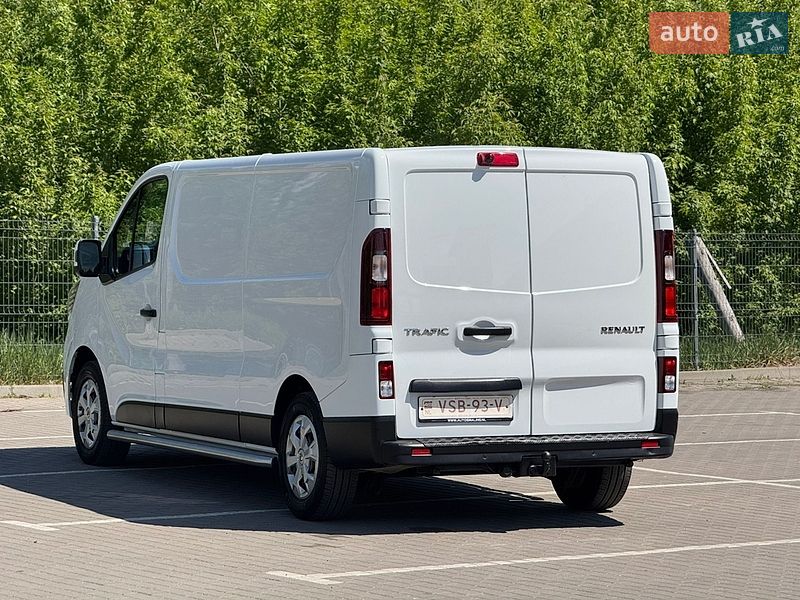 Вантажний фургон Renault Trafic 2022 в Дубні