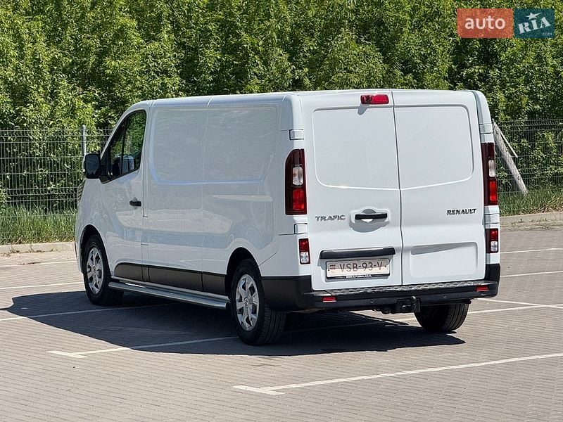Вантажний фургон Renault Trafic 2022 в Дубні