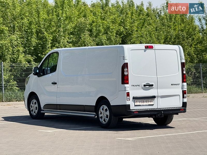 Вантажний фургон Renault Trafic 2022 в Дубні