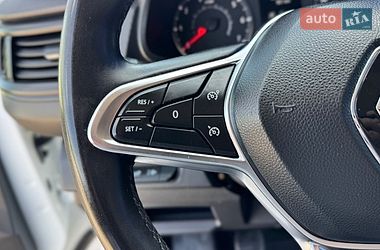 Вантажний фургон Renault Trafic 2022 в Дубні