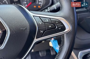 Вантажний фургон Renault Trafic 2022 в Дубні