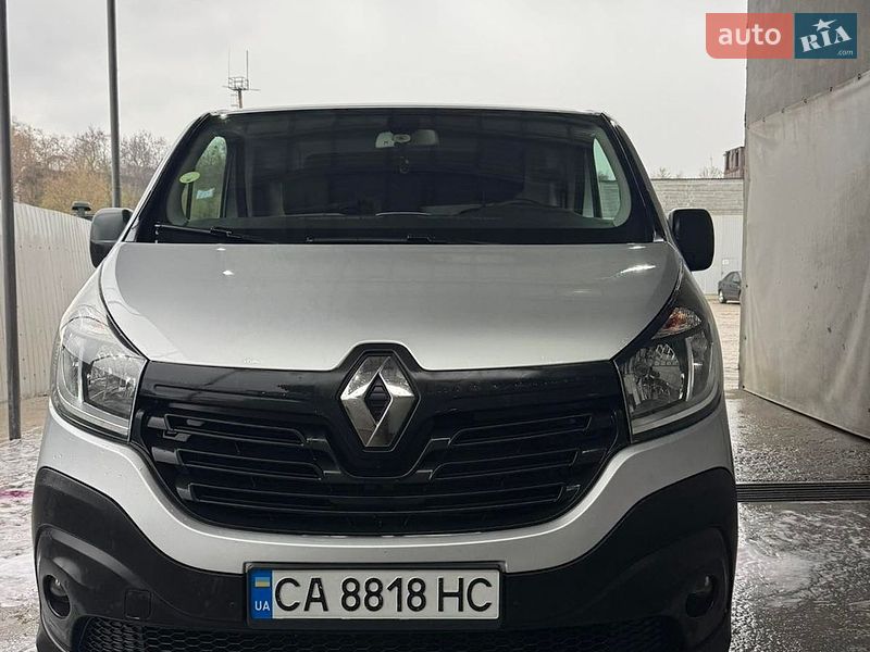 Грузовой фургон Renault Trafic 2019 в Каневе