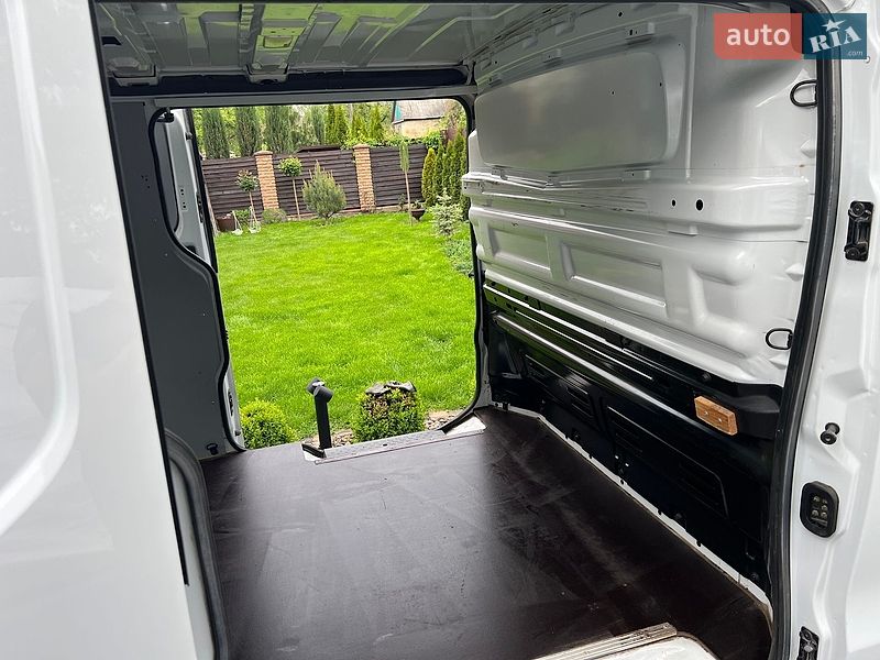 Вантажний фургон Renault Trafic 2018 в Києві