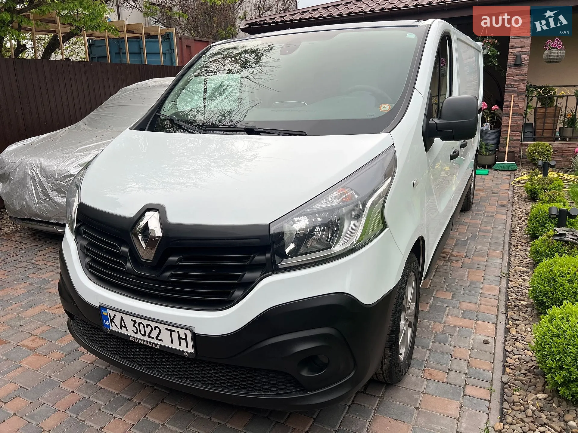 Renault Trafic 2018 VIN VF1FL000561283207 фото оголошення 4 з 5