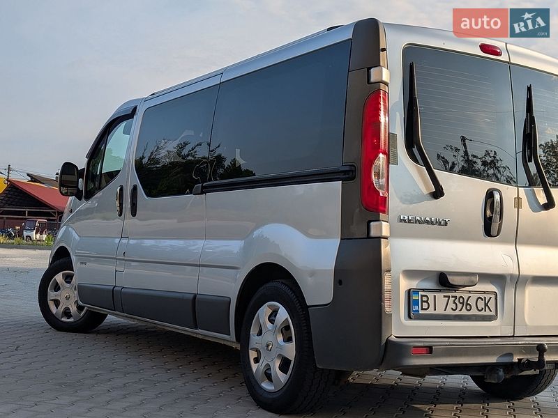 Минивэн Renault Trafic 2008 в Ивано-Франковске фото 18 Минивэн Renault Trafic 2008 в Ивано-Франковске