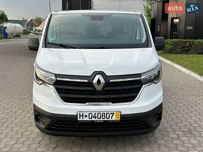 Грузовой фургон Renault Trafic 2022 в Киеве