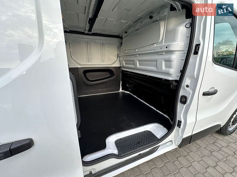 Грузовой фургон Renault Trafic 2022 в Киеве
