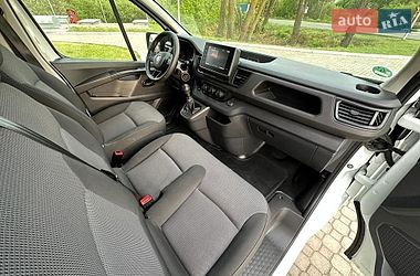Грузовой фургон Renault Trafic 2022 в Киеве