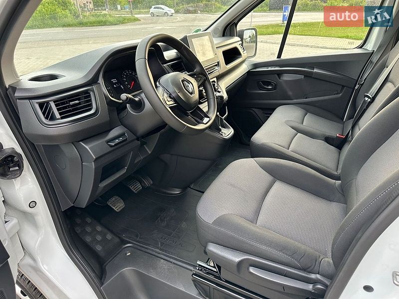 Грузовой фургон Renault Trafic 2022 в Киеве