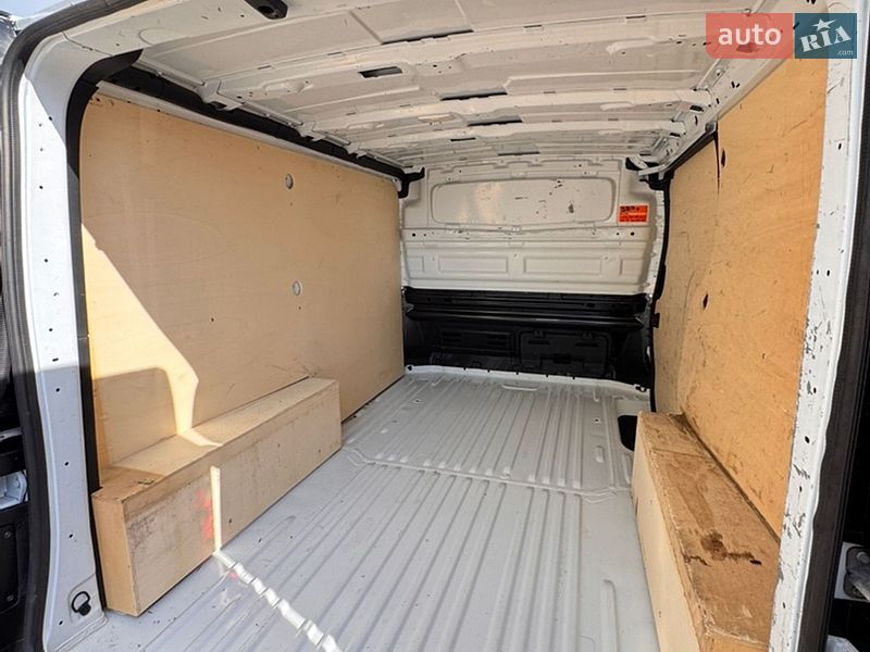 Грузовой фургон Renault Trafic 2022 в Киеве
