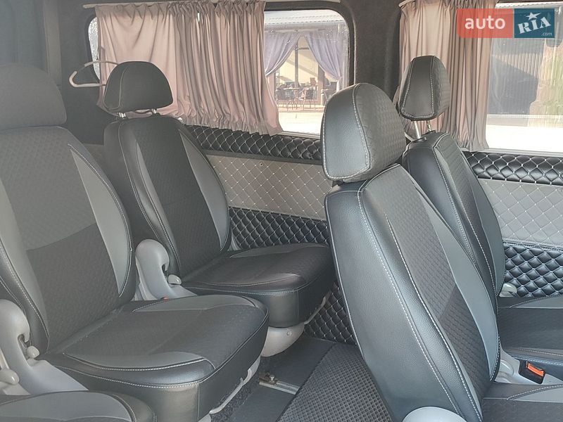 Минивэн Renault Trafic 2015 в Киеве фото 4 Минивэн Renault Trafic 2015 в Киеве