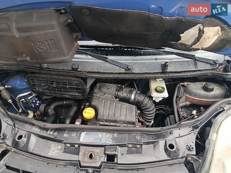 Мінівен Renault Trafic 2006 в Смілі