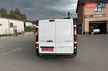 Грузопассажирский фургон Renault Trafic 2017 в Буче